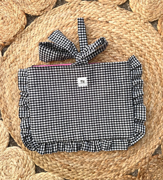 Small Black & White Checkered Ruffled Bible Sleeve